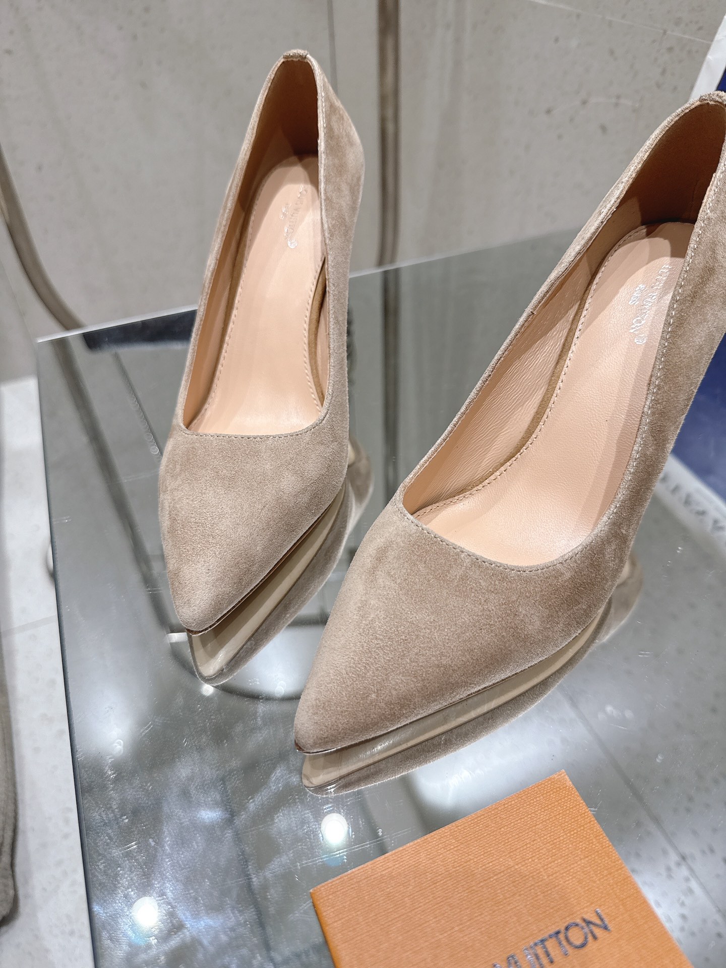 Women's high heels
